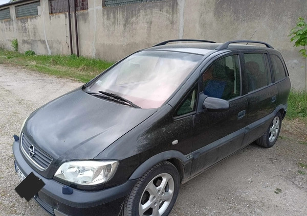 Opel Zafira cena 2700 przebieg: 272000, rok produkcji 2002 z Sierpc małe 56